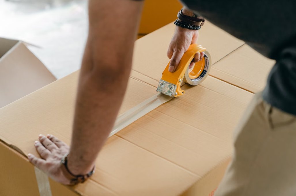 Professional Tools Support | Large Furniture Moving and Reinforcement Packing Service